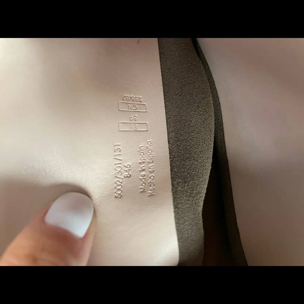 NWT  Taupe Gray Suede Knee High Boots - Image 5