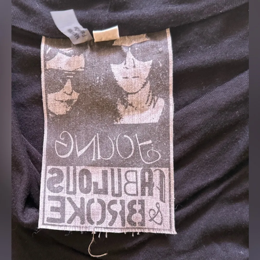 Black and White Muscle Tee with Textured Tank Top Style young fabulous & broke M Size M - Image 7