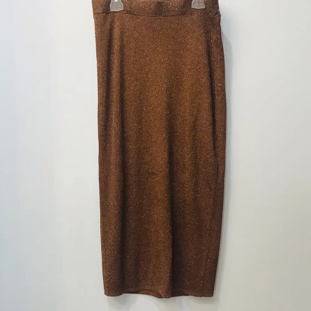 - H & M Rose Gold glitter pencil skirt size Medium - Image 2