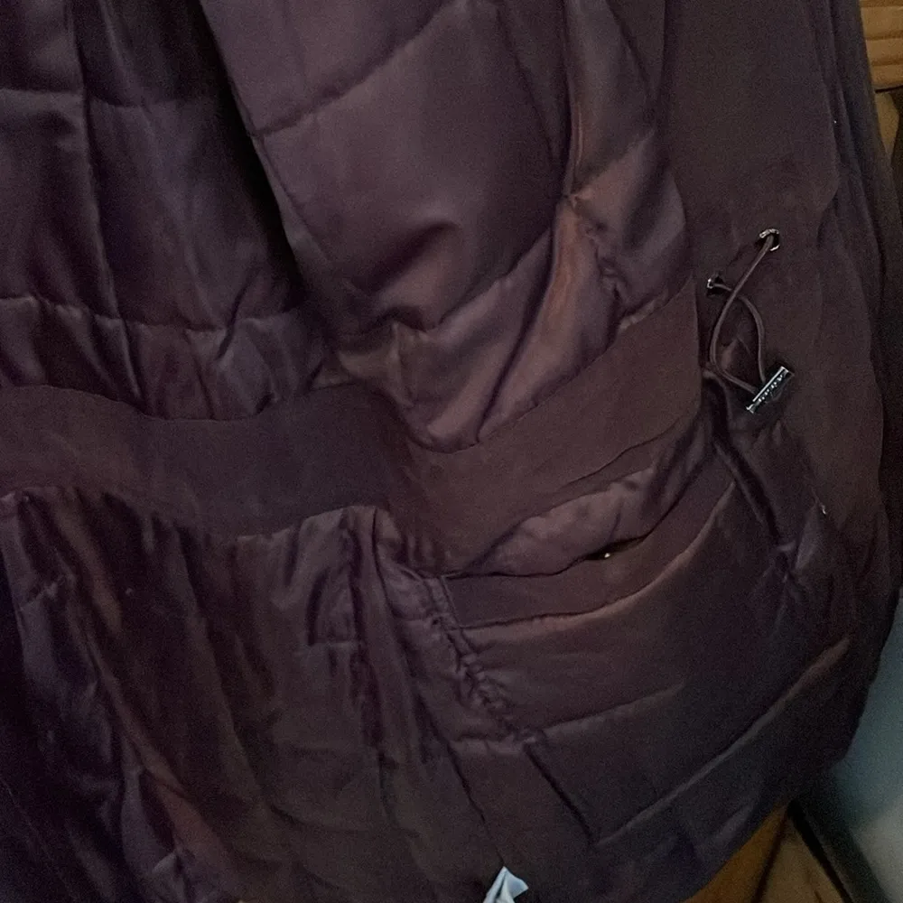 DKNY Plum / Eggplant 3/4 Length Coat Size Small - Image 13