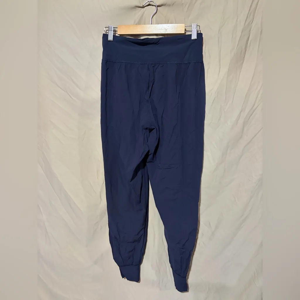 Lululemon joggers - Image 4