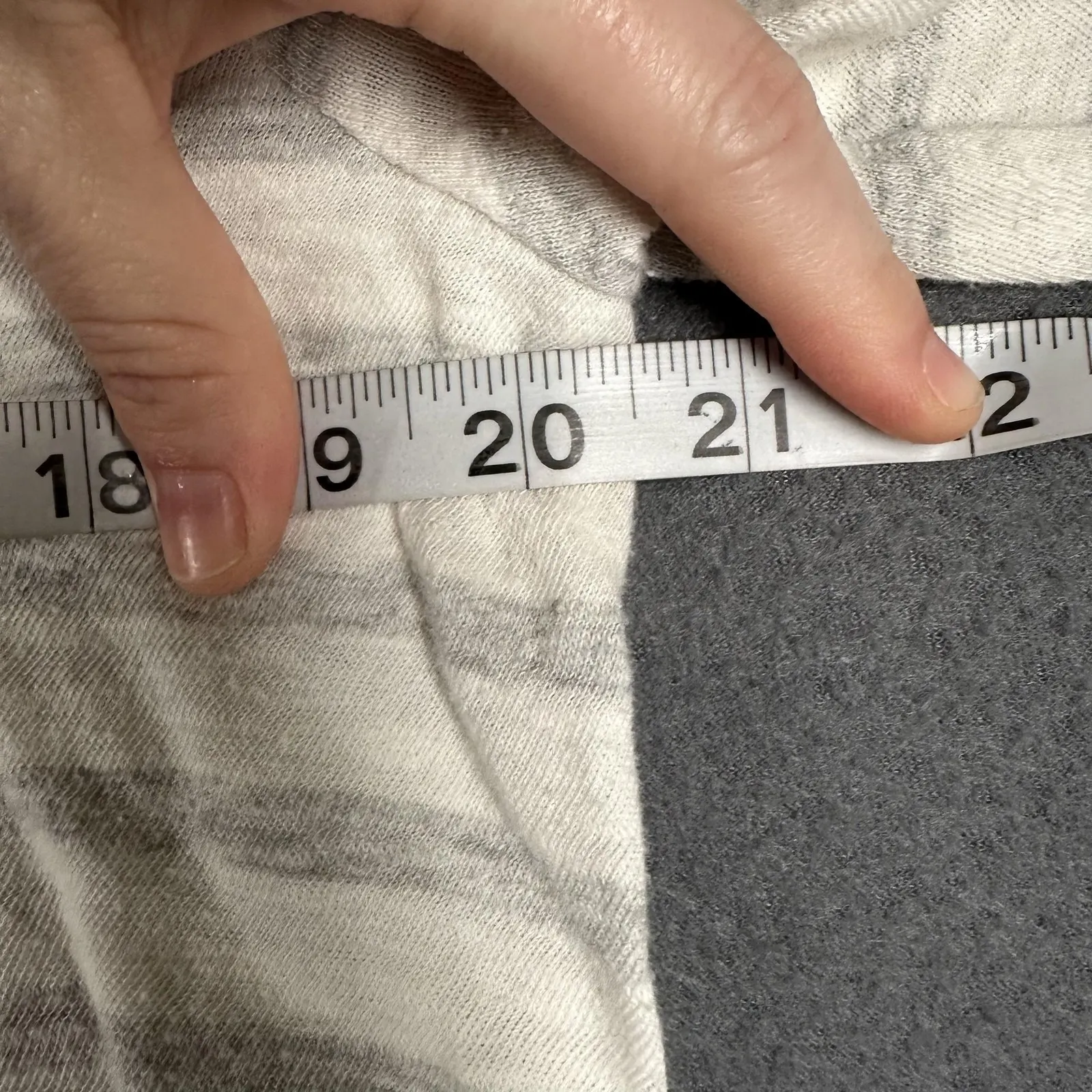 LOFT Shirt Womens XL White Gray Striped Long Sleeve Boat Neck Casual Top Tee - Image 7