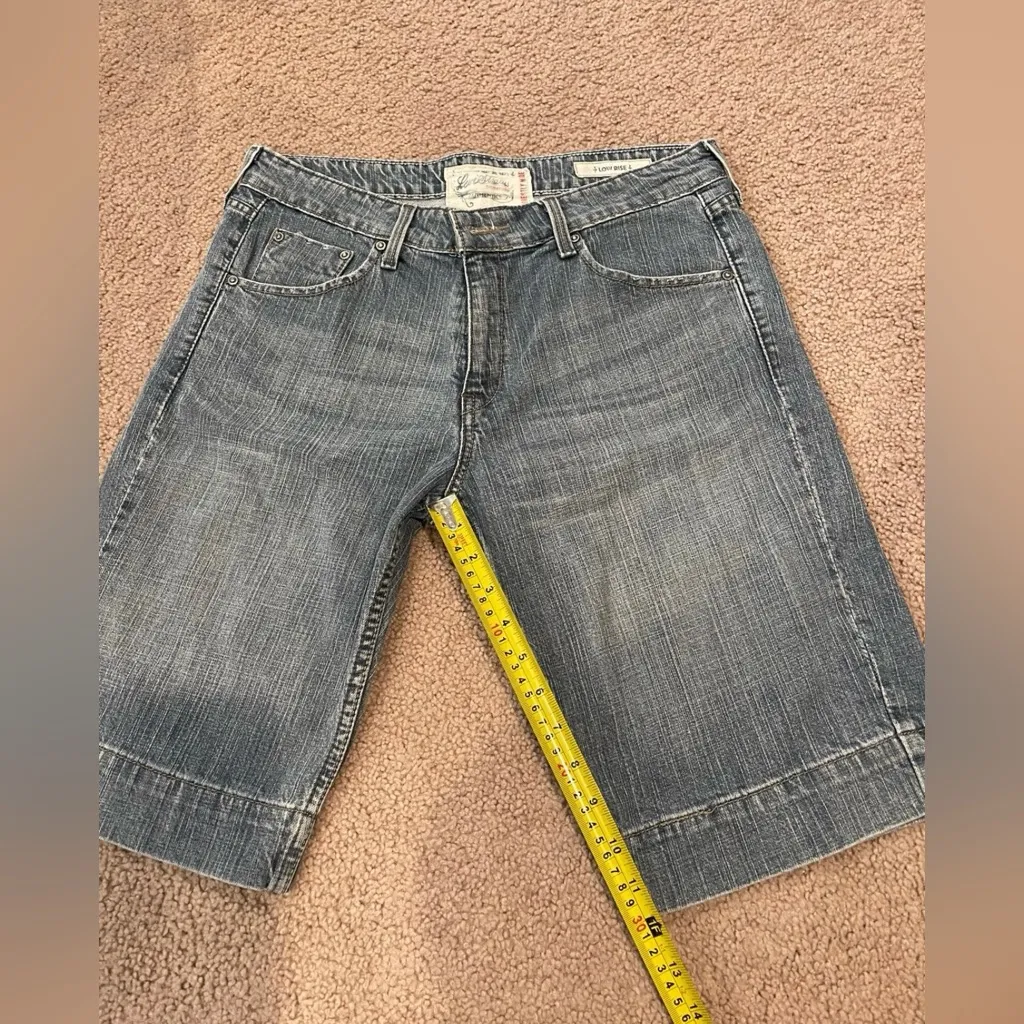 Authentic Trending LEVIS Low Rise Denim Bermuda Distressed Shorts - Image 6