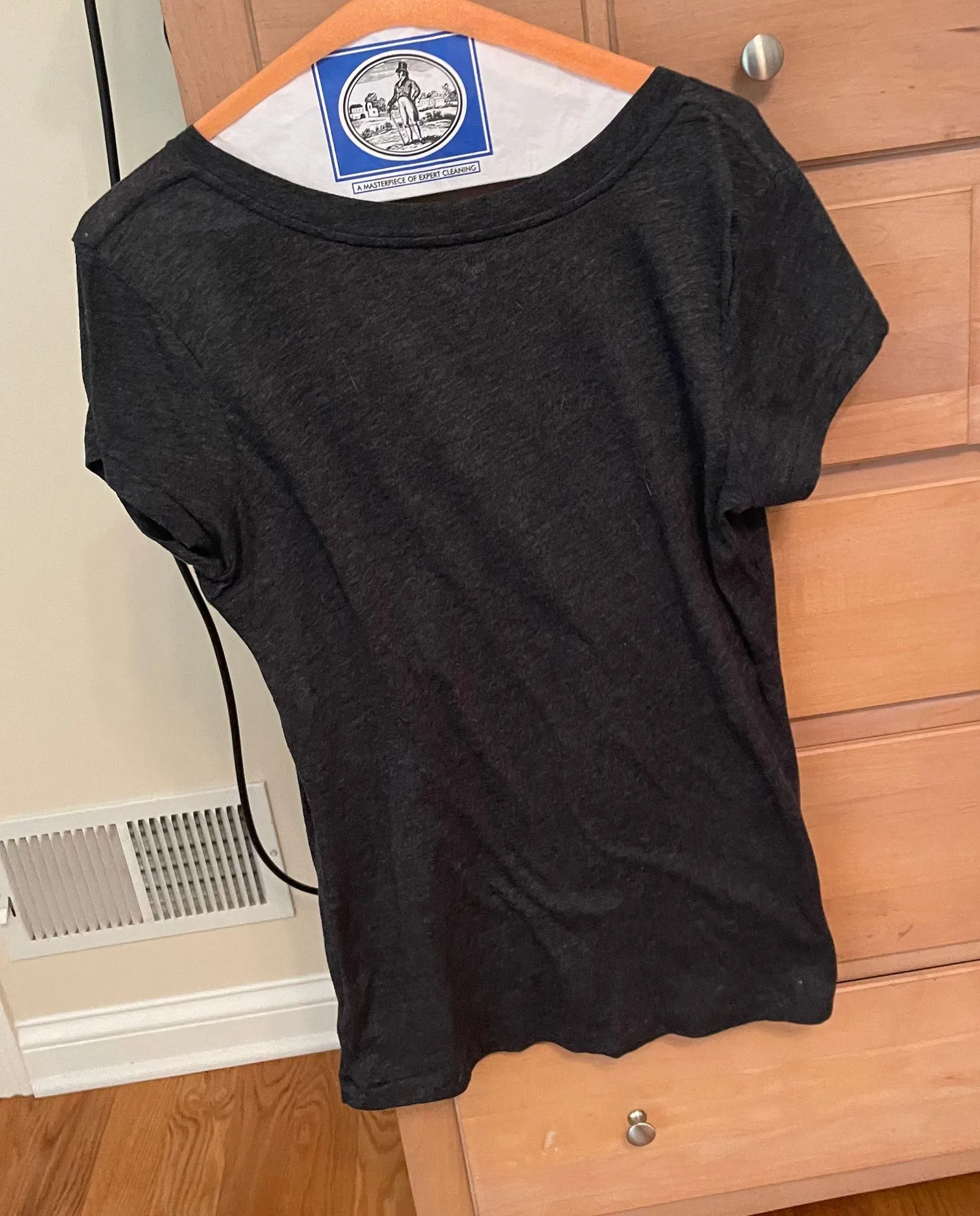 black V-Neck shirt - Image 2