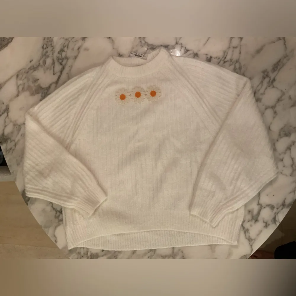 NWT Madewell Ribbed Cotton-Blend Sweater M box cut slice flower embroidery incl - Image 3