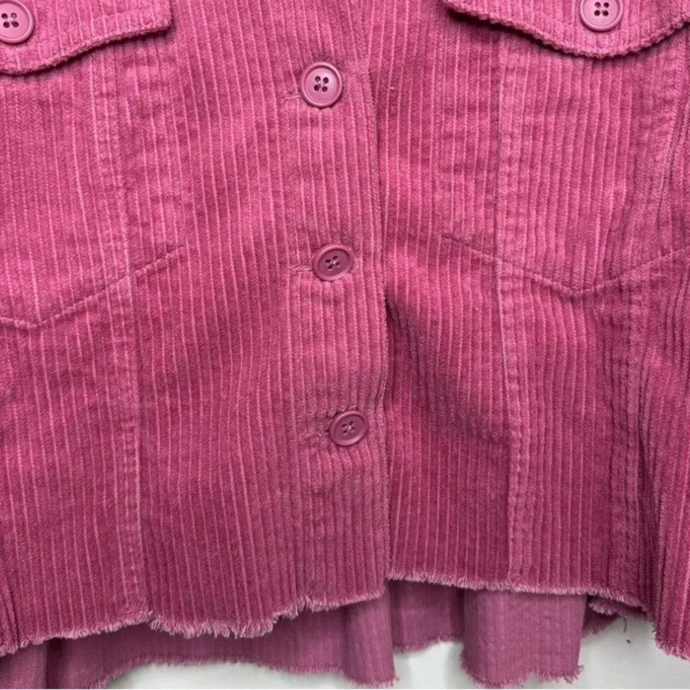 Forever 21 NWOT  Cropped Corduroy Raw Hem jacket Size Medium - Image 4