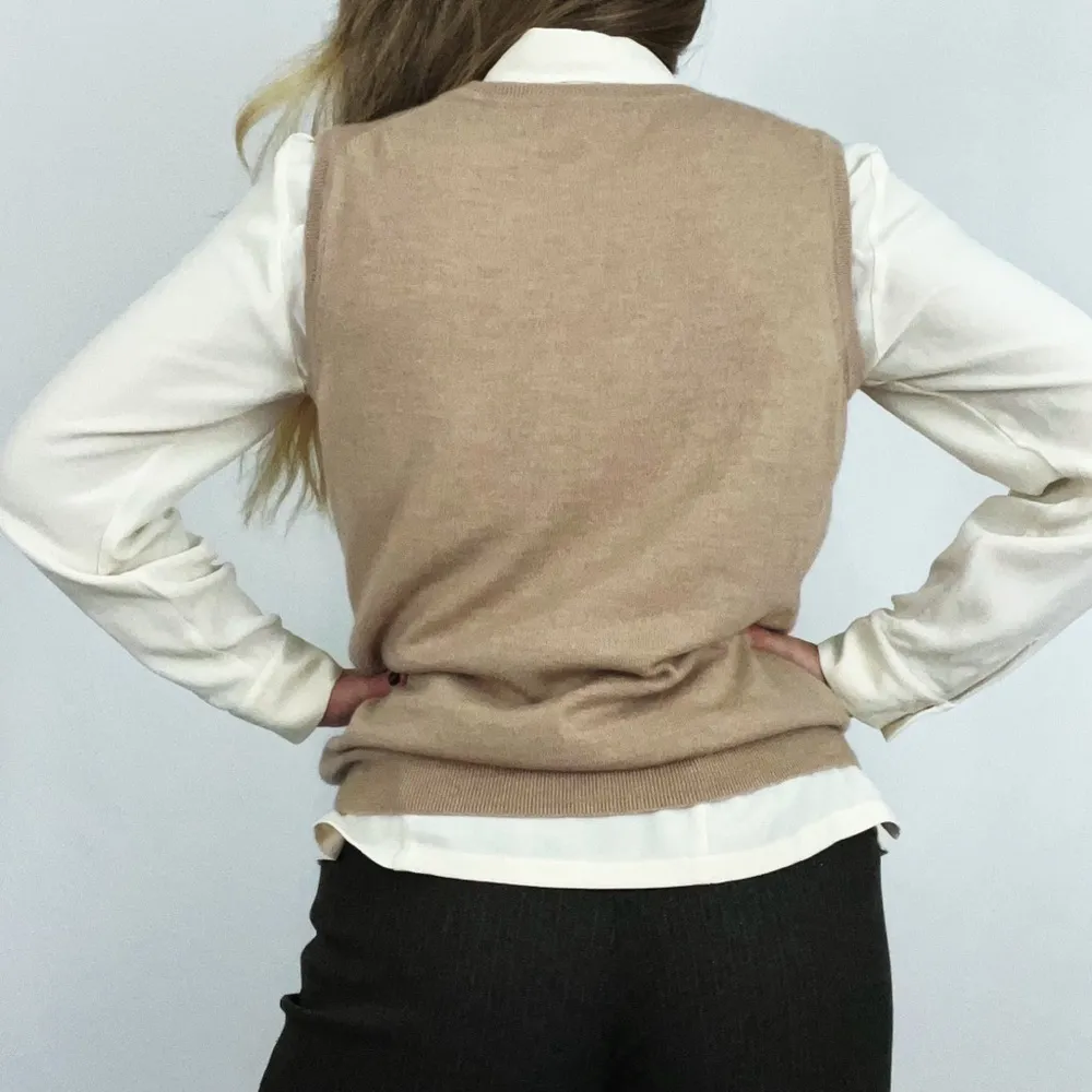 Vintage Brooks Brothers Pure Merino Wool Sweater Vest in Tan | Size XL - Image 4