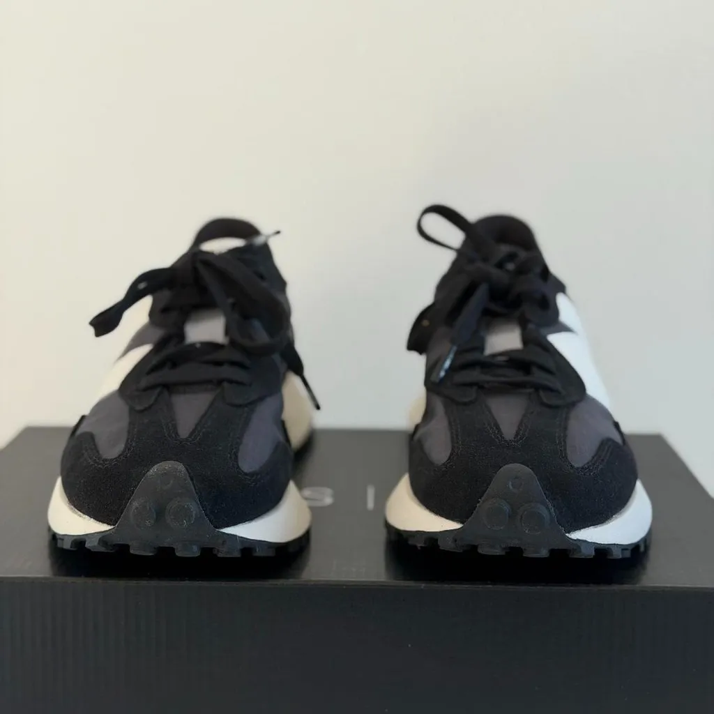 Figs New Balance 327 in Black, Size 8.5 - Image 7