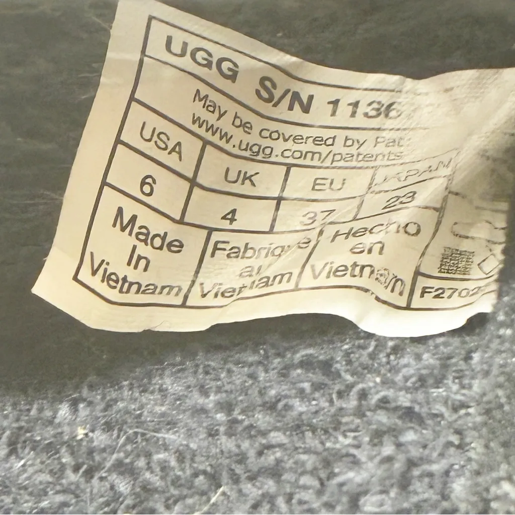 UGG Size 6 Mini Slide Black Womens Flip Flops Sliders‎ Sandals - Image 5