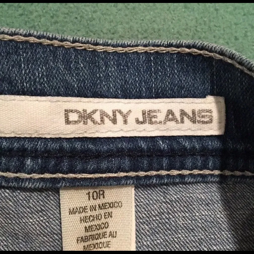 Classic DKNY Mid-Rise Flared/Bootcut Jeans - Image 5