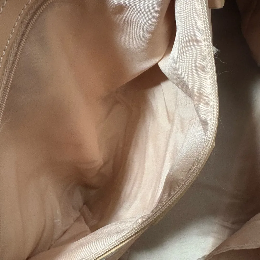 GUESS Vintage Y2K Monogram Dome Travel Bag - Image 8