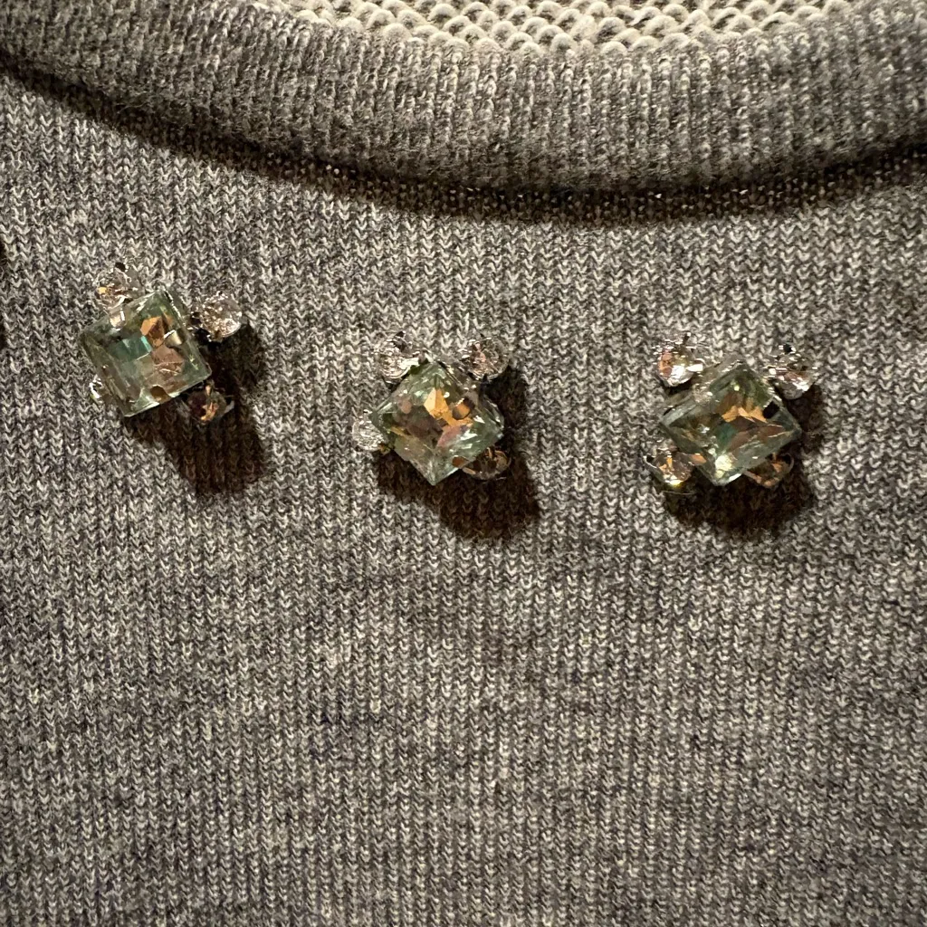 Crown & Ivy women's jewel embellished sweatshirt/tunic grey. - Image 3