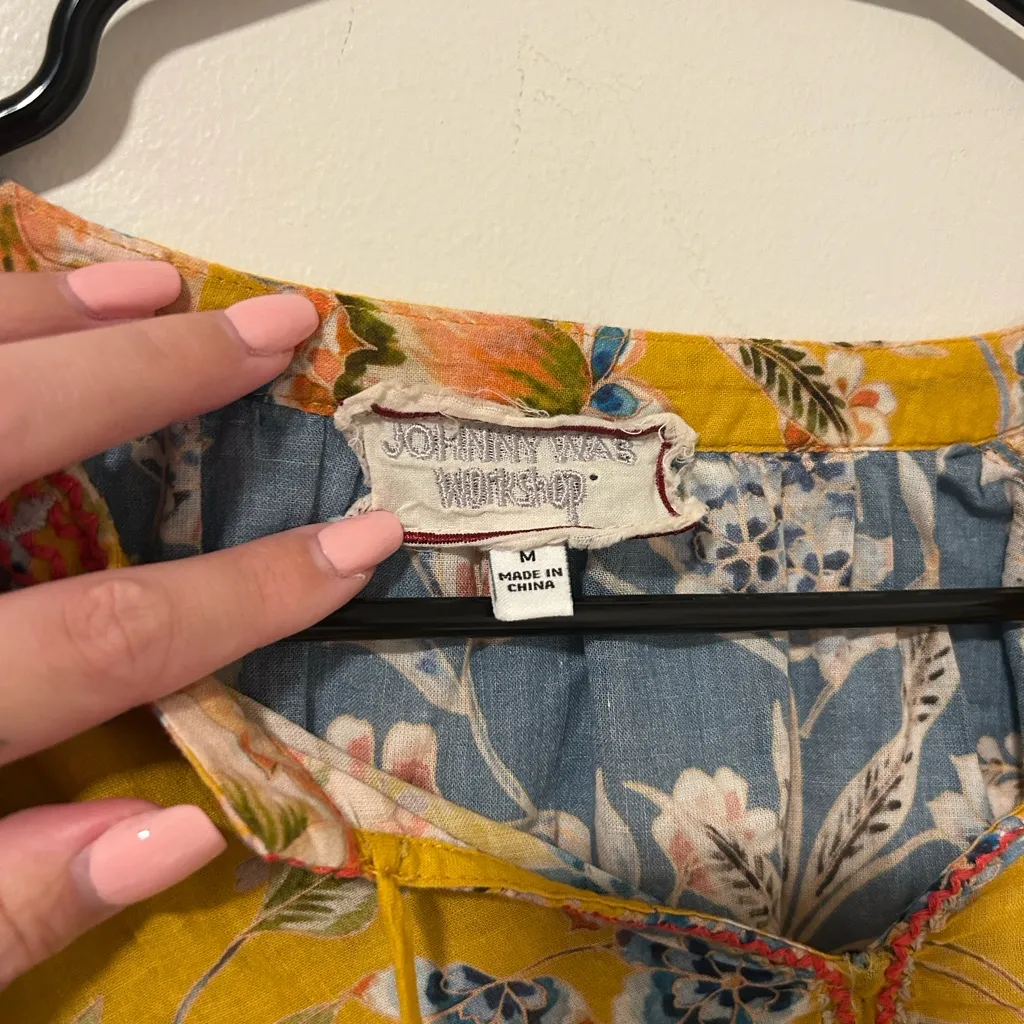 Johnny Was Workshop 100% Cotton Lightweight Embroidered Peasant Blouse Size M - Image 4