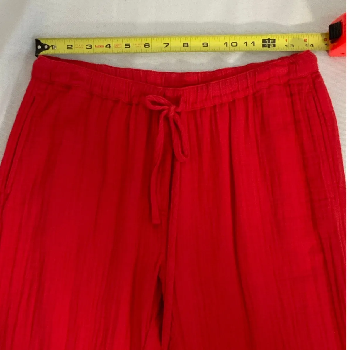 Xirena Red Draper Gauze Pull on pants size small - Image 4