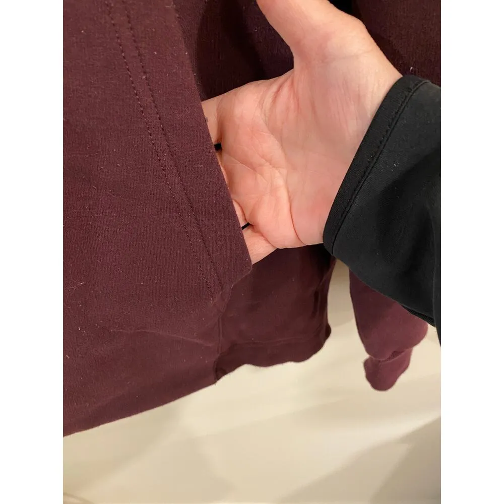 Athleta Floral Embroidered Kangaroo Pocket Drawstring Hoodie Red Women's Large - Image 3