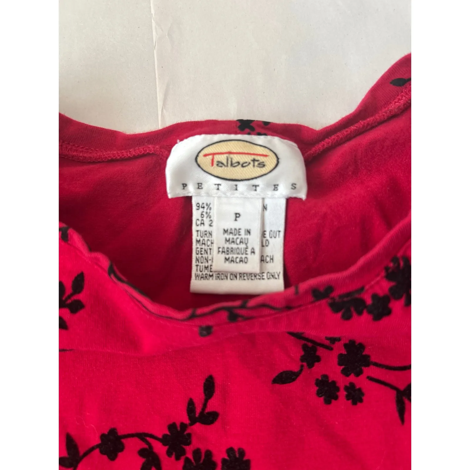 Talbots Petites Red Black Floral Print Long Sleeve Crew Neck Top Stretchy Size P - Image 3