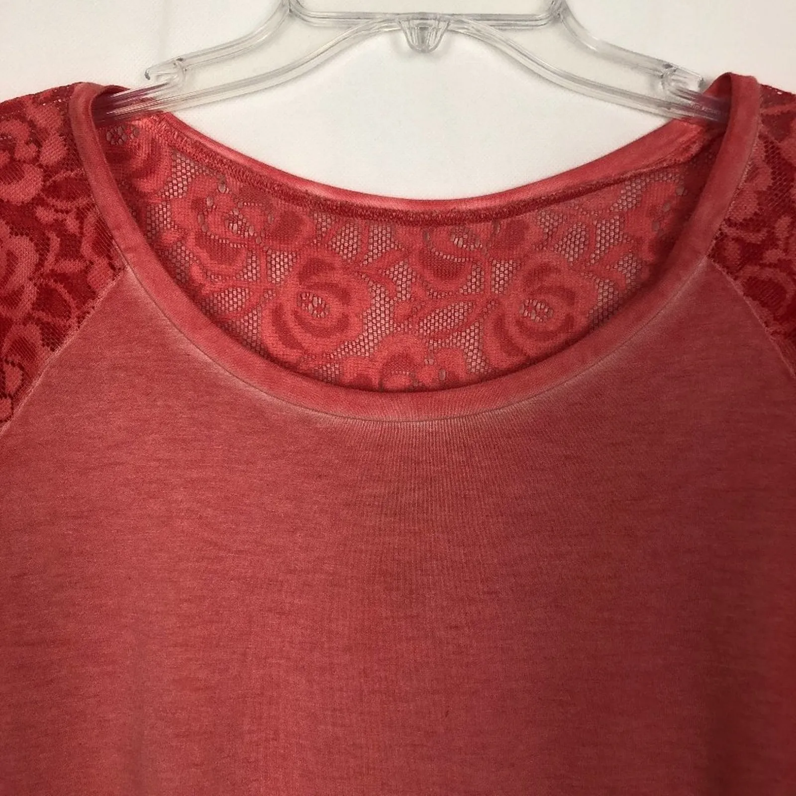 Arizona I 3/4 Sleeve Lace Orange Hi-Low Top - Image 3