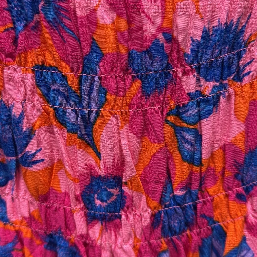 Rose & Olive NWT Pink Floral Print Smocked
Wide Ruffle Strap Top Size Small - Image 3