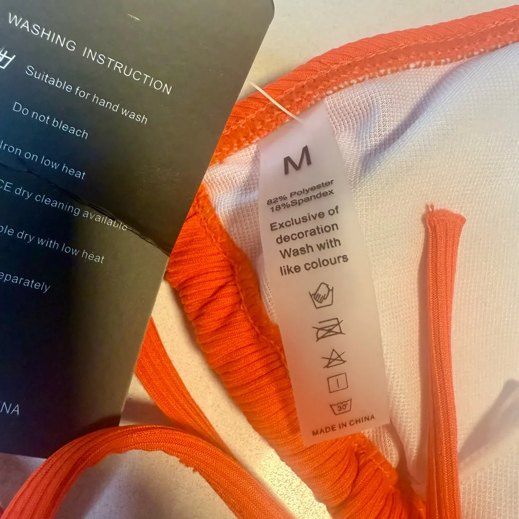 NWOT Orange Triangle Bikini Swim Set Size Medium - Image 9