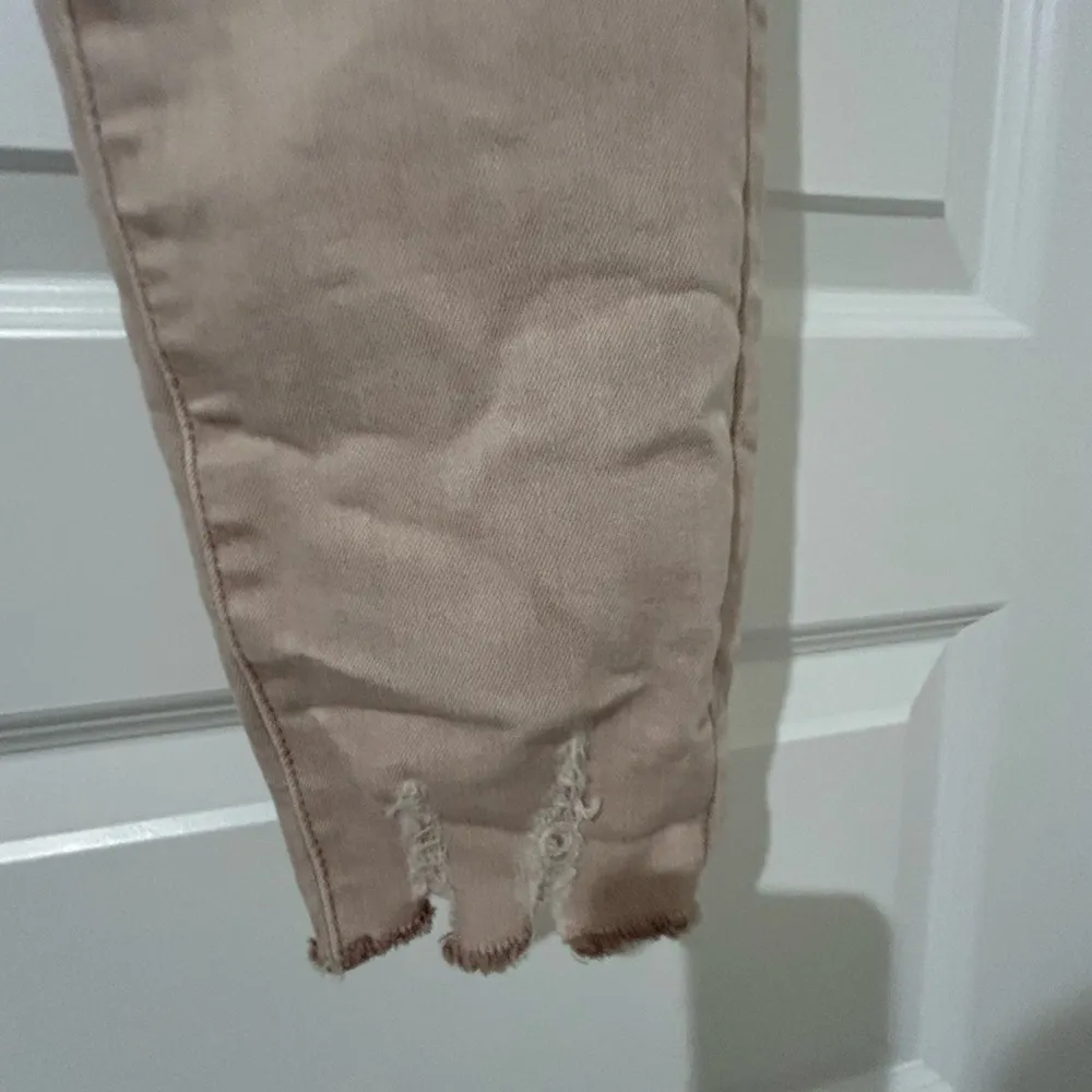 High Rise Skinny Distressed Jeans Light Rose Pink Size 29 - Image 4