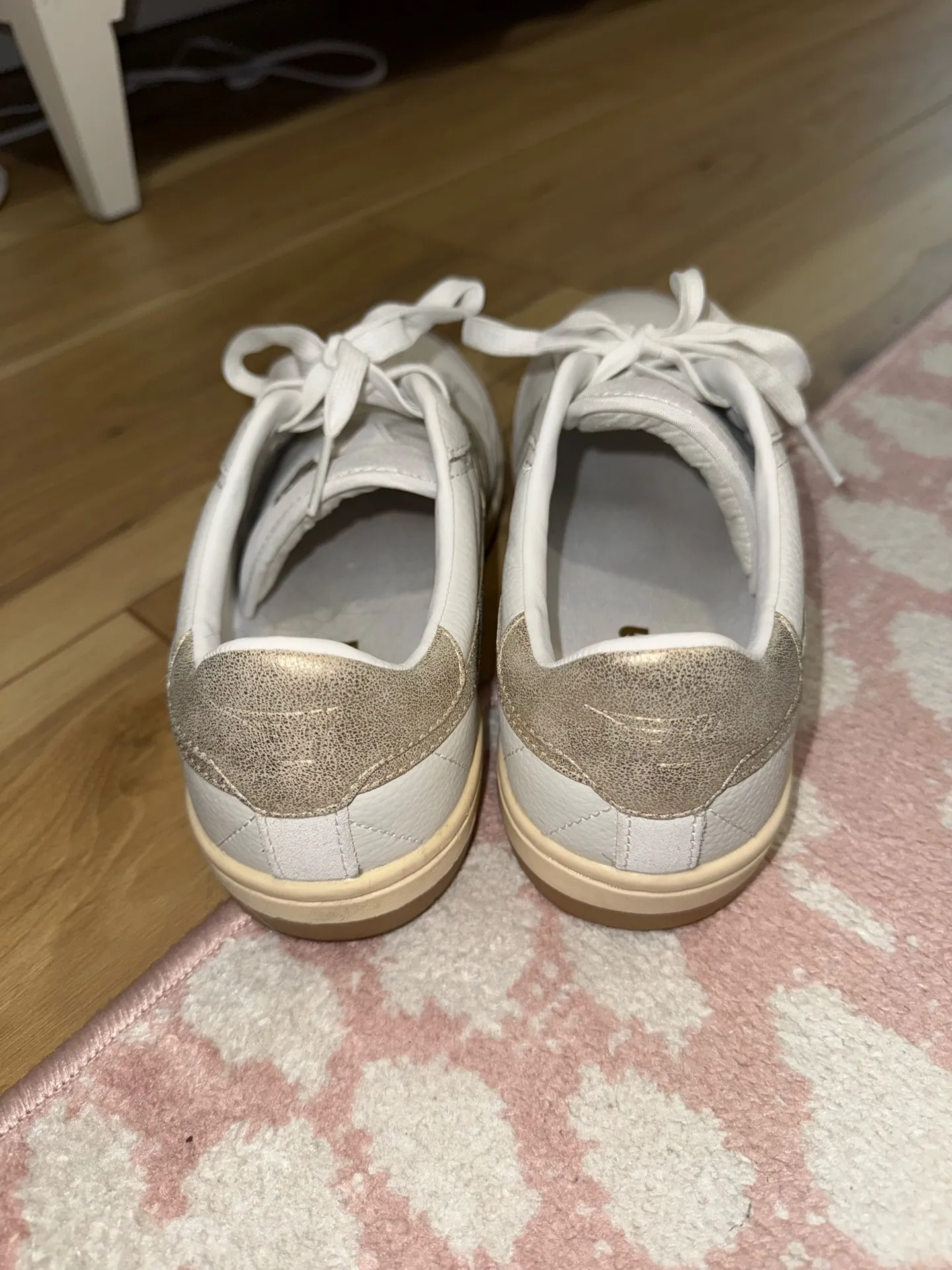 Gola Falcon Mirror Sneaker White Size 8.5 - Image 3