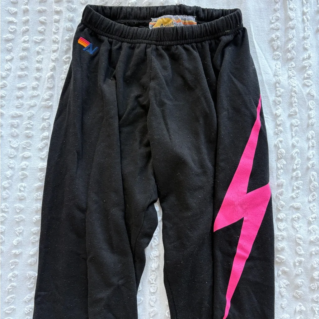 Aviator Nation – BOLT SWEATPANTS - BLACK // NEON PINK - Image 4