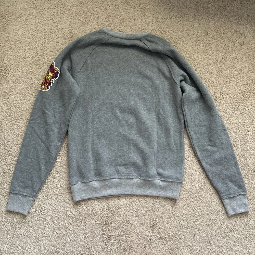 Warner Bros Gray Gryffindor Sweatshirt Classic Crewneck - Image 5