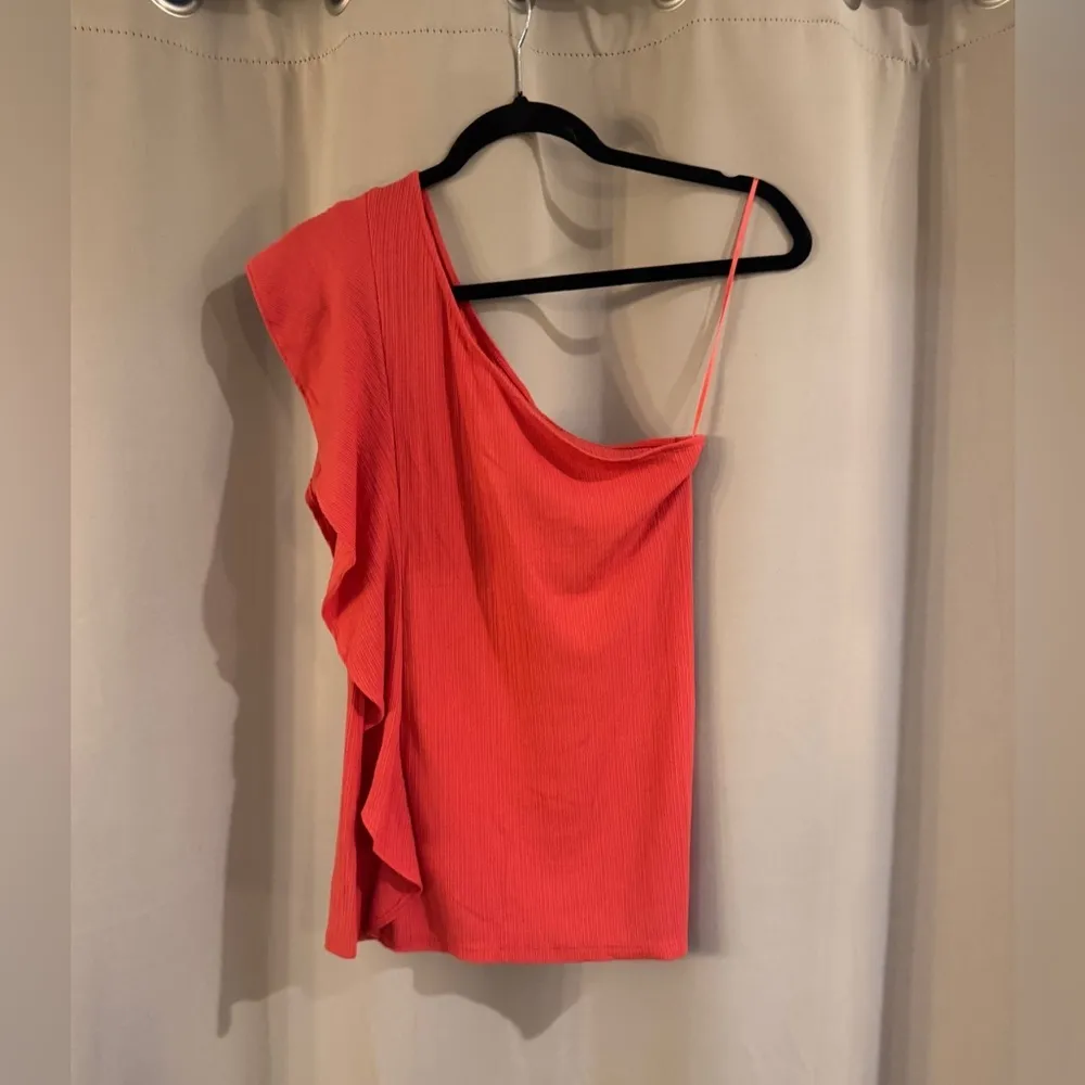Nine West  One-Shoulder Red Top - Image 2