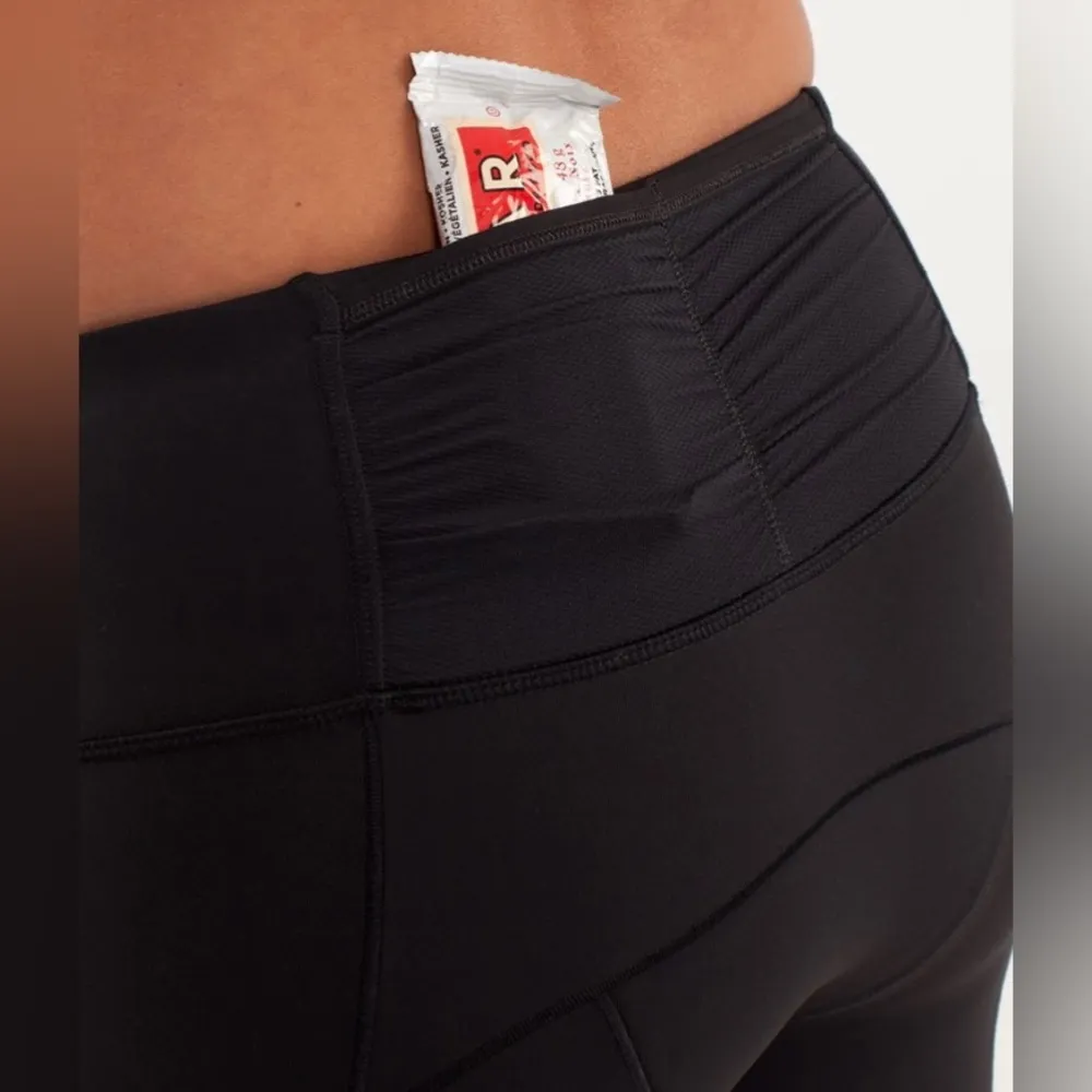 Lululemon Presta Padded Short Black Ruffle * NWOT * Size 4 - Image 8