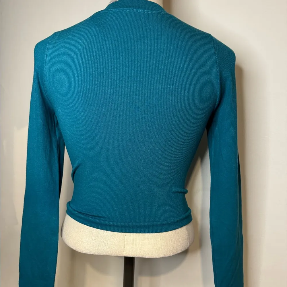 NWT Happily grey ribbed top Size S/M Blue - Image 2