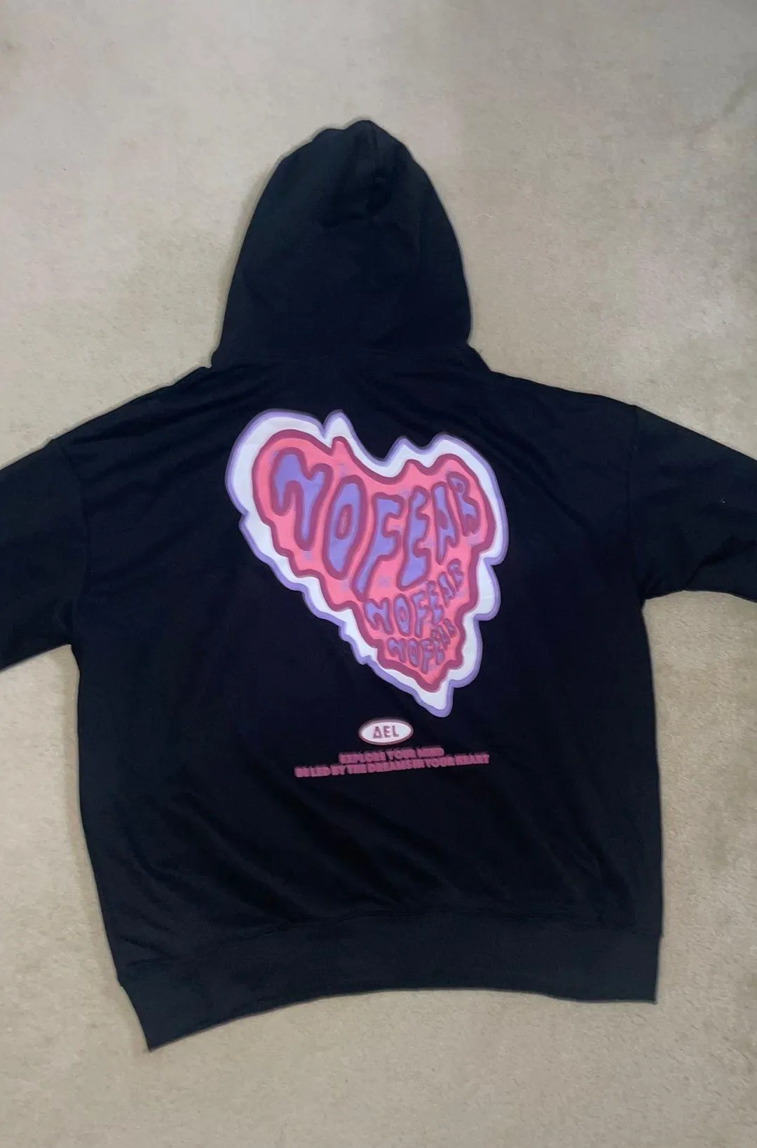 No Fear Pink Heart Print Hoodie - Image 3