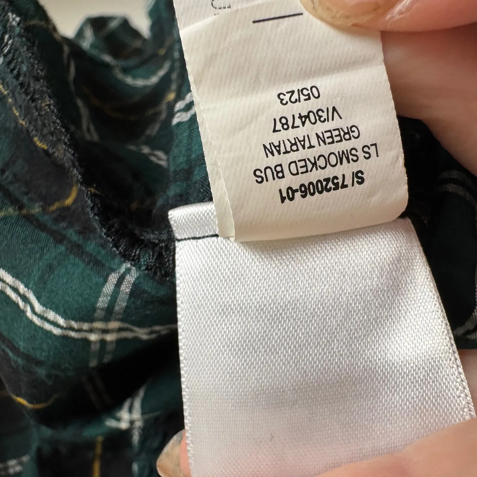 Old Navy‎ Smocked Seersucker Top Size 2X Plaid Peplum Preppy Academia Holiday - Image 9