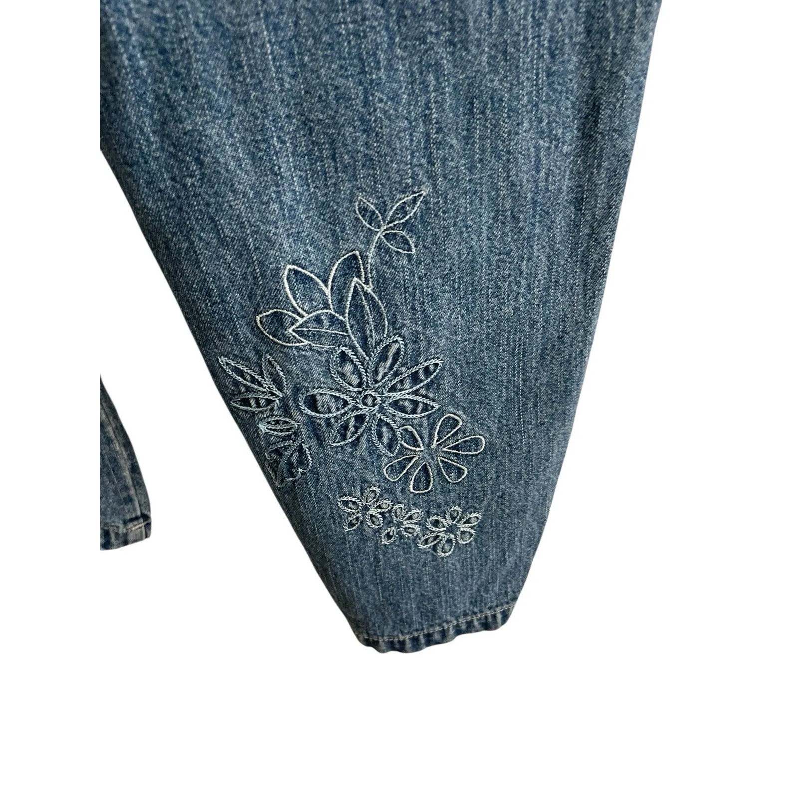 Faded Glory Embroidered Floral Women's‎ Jeans Size 16 Authentic Brand Denim - Image 5