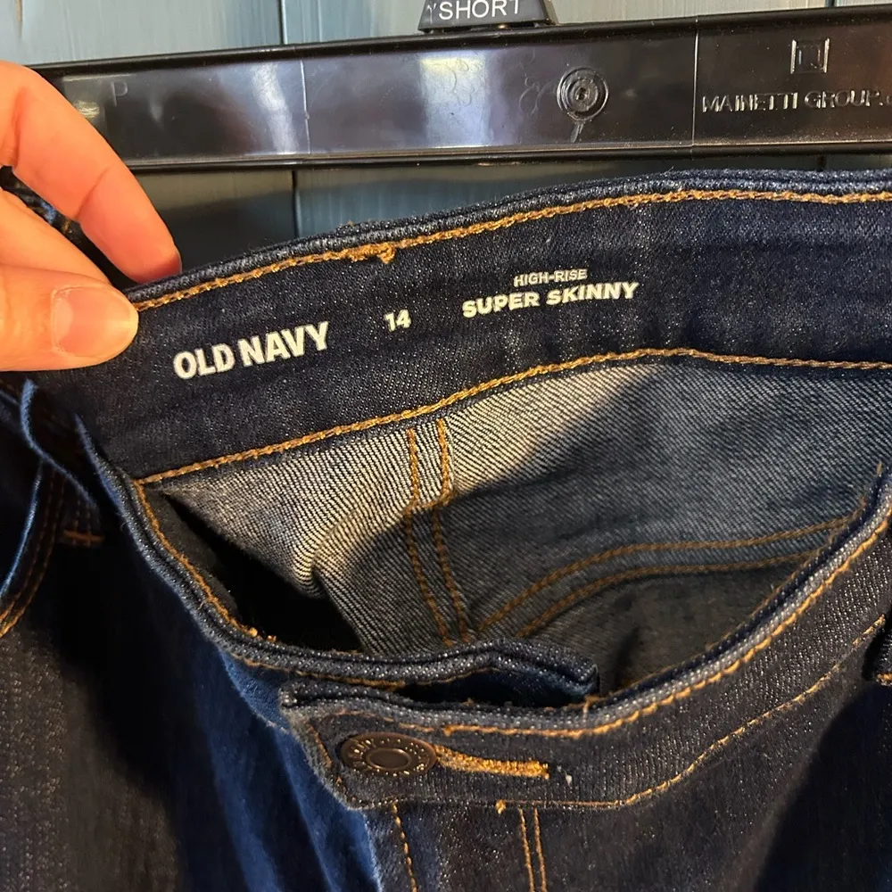 Old Navy High Rise Super Skinny Dark Wash Jeans, Size 14/32 - Image 2