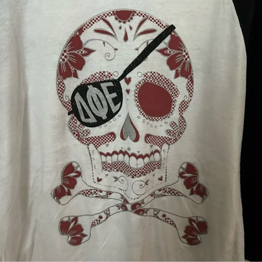 Delta Phi Epsilon Baseball Tee 3/4 Sleeve Pirate Skull Graphic DPhiE Casual - Image 11