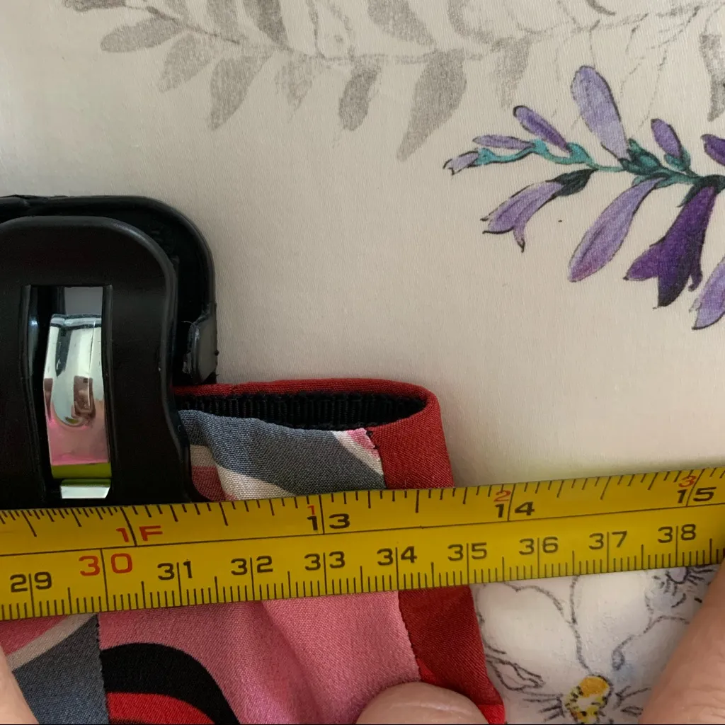 Gucci Authentic  skirt - Image 9