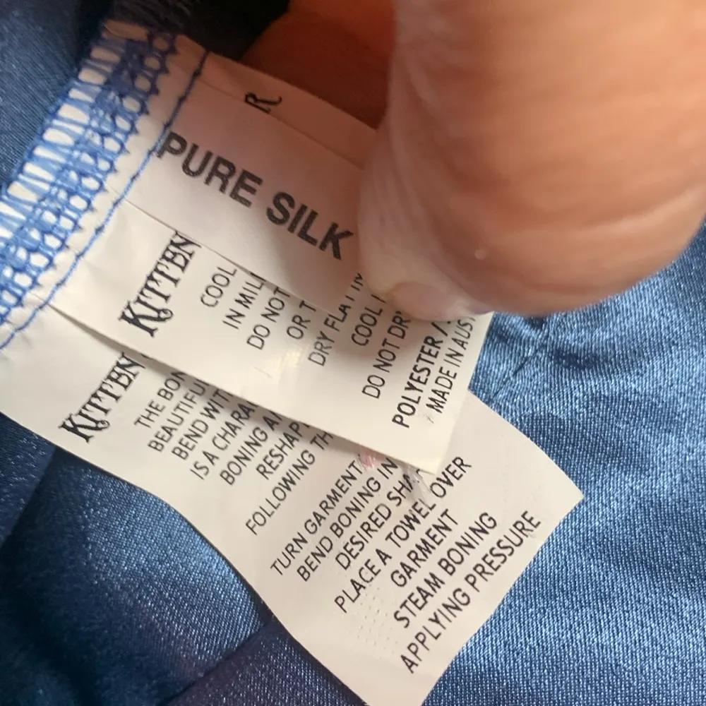 Kitten D’Amour Silk Blend Corset Style Top Size 14 Red - Image 6