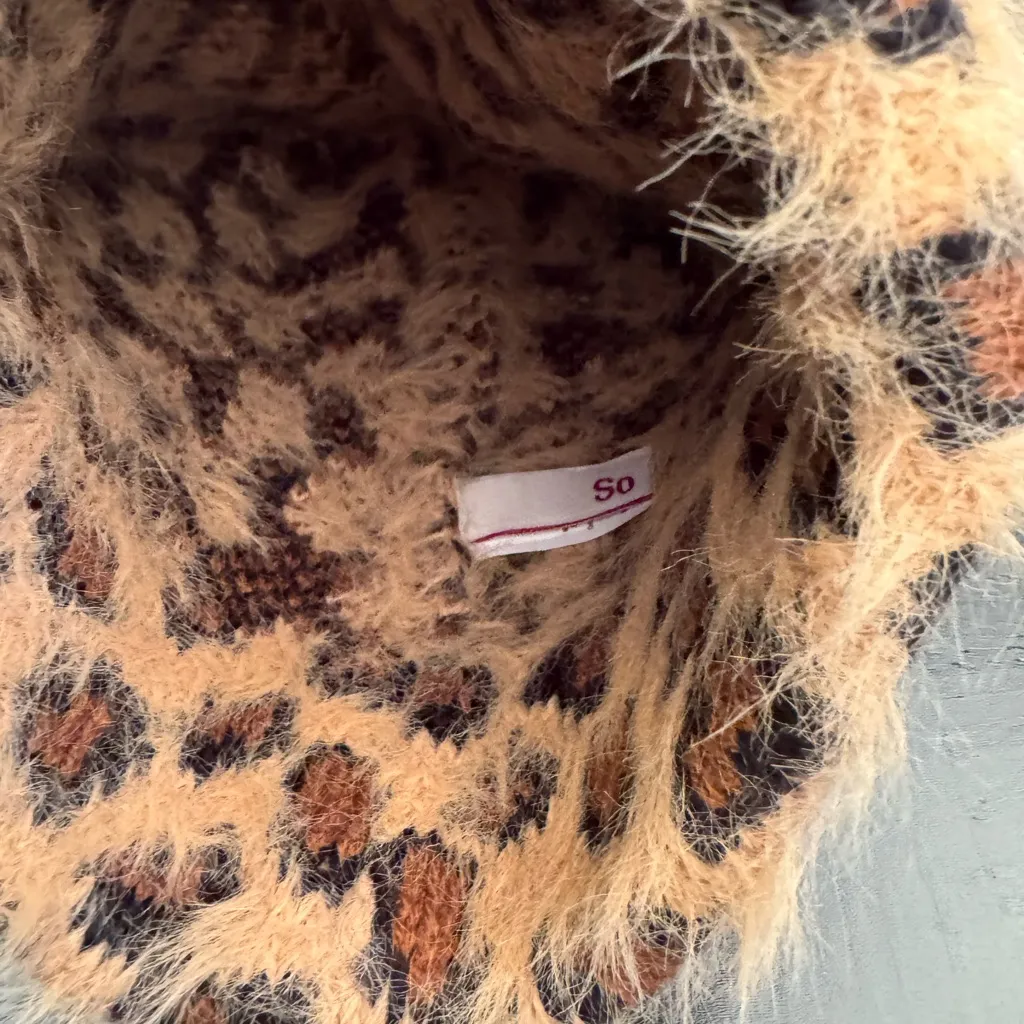 SO  winter Fuzzy Leopard Print Hat - Image 3