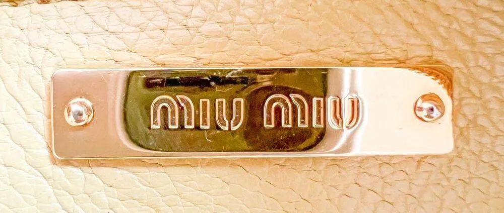 MIU MIU Yellow Leather Double Zip Crossbody / Shoulder Bag - Image 10