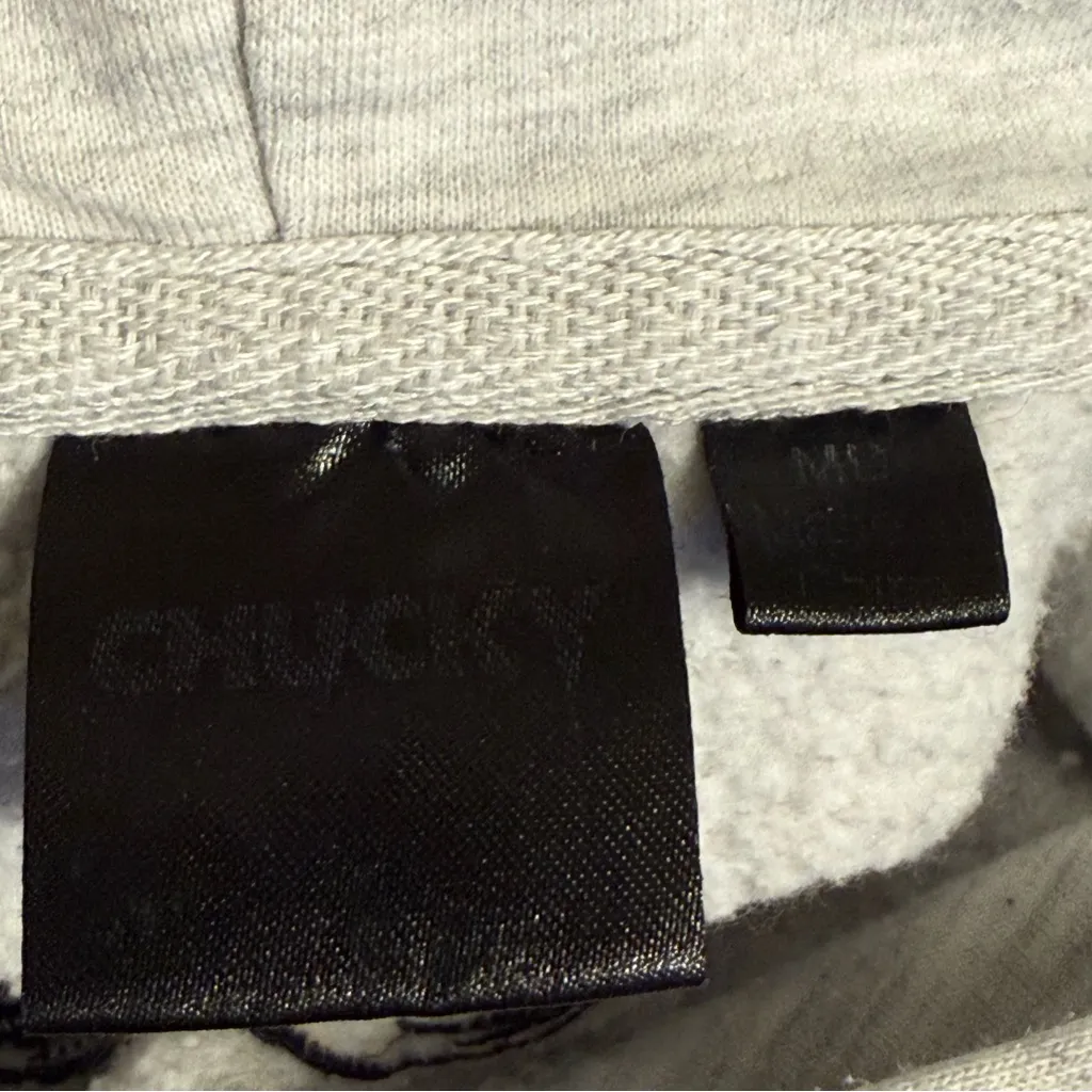 Cozy Gray Bride of Chucky Cropped Hoodie with Embroidered Design Size Medium - Image 9