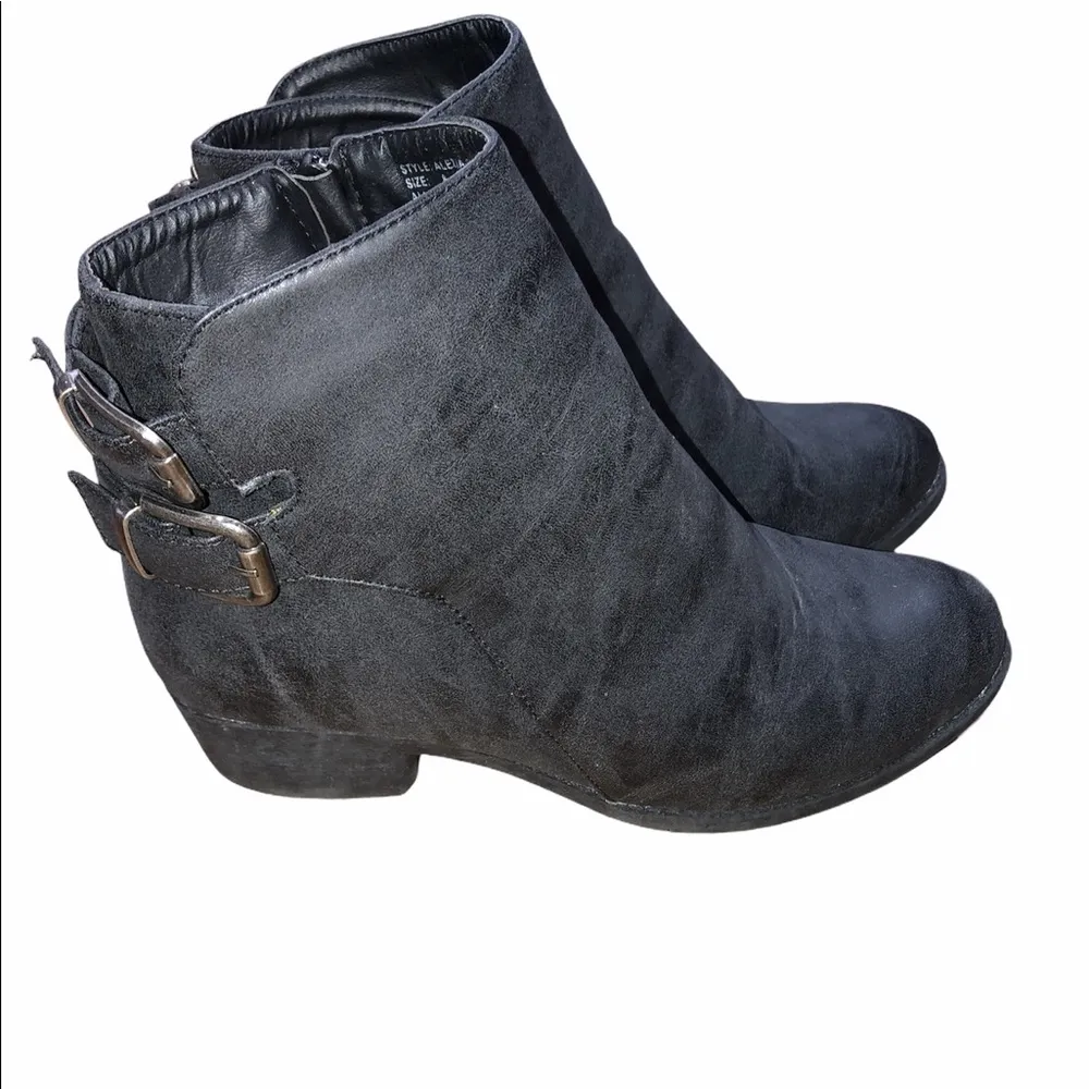 Twisted size 8 Alexia black buckle ankle booties - Image 6
