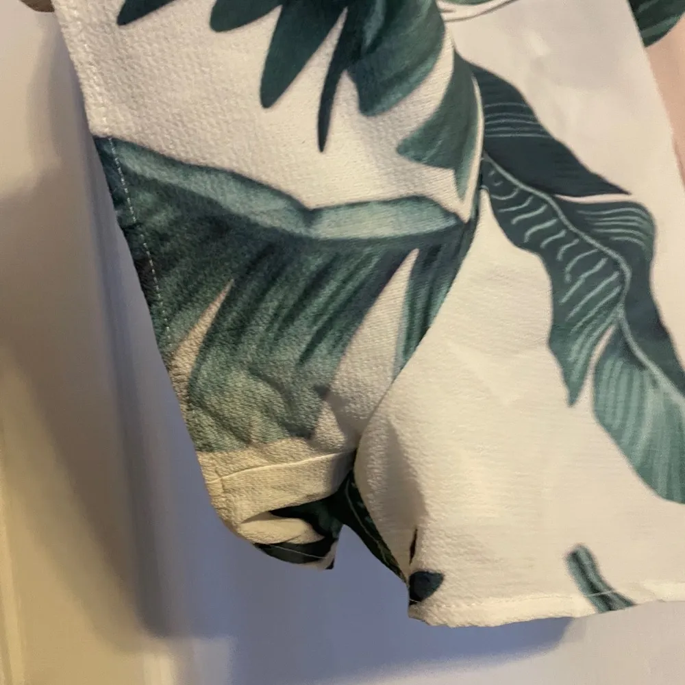 L’atiste Strapless Floral Palm Tree Leaves Romper With Pockets Size Large Beach - Image 3