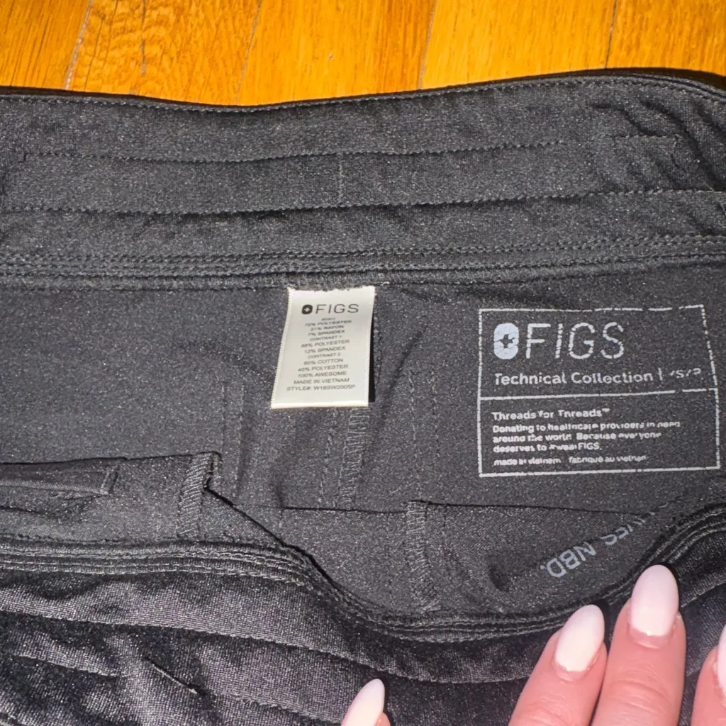 Figs black joggers xsp - Image 3