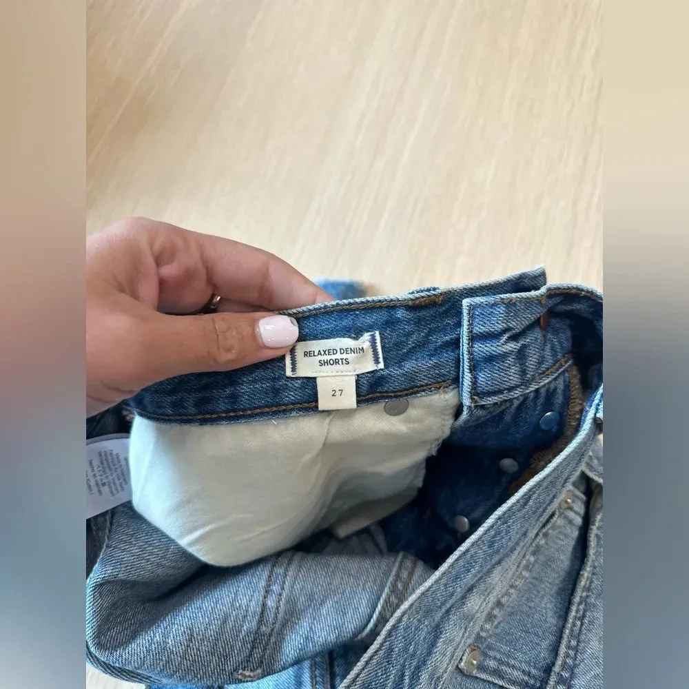 Madewell Relaxed Denim Shorts in Clintonville Wash: Split-Hem  Size 27 1329 - Image 12