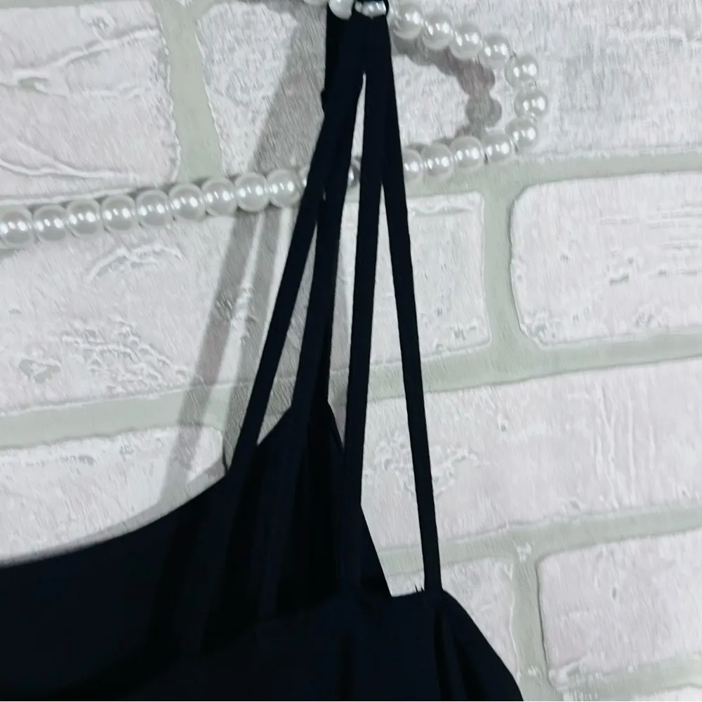 Torrid NWT Graphic Classic Fit Super Soft Off Shoulder Strappy Tee Size 1 - Image 9