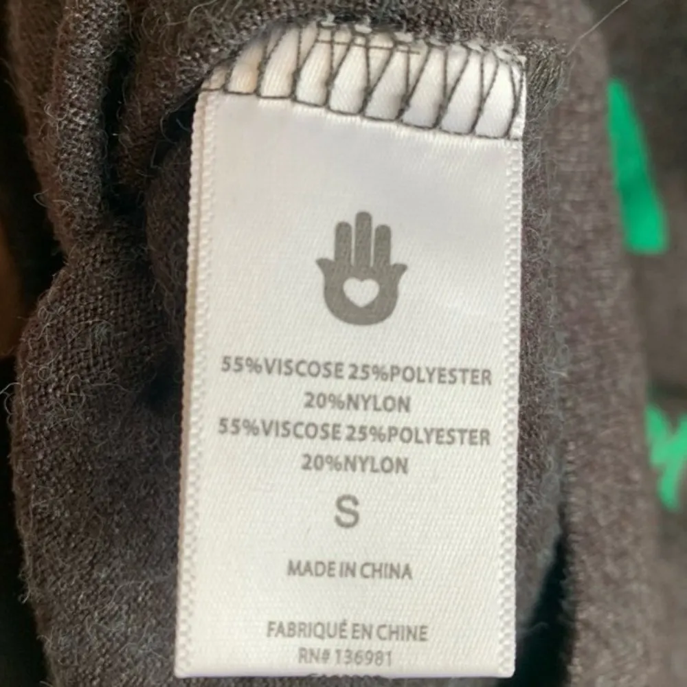 Spiritual Gangster Vintage Black Amour Savasana Crewneck Sweater - Image 11