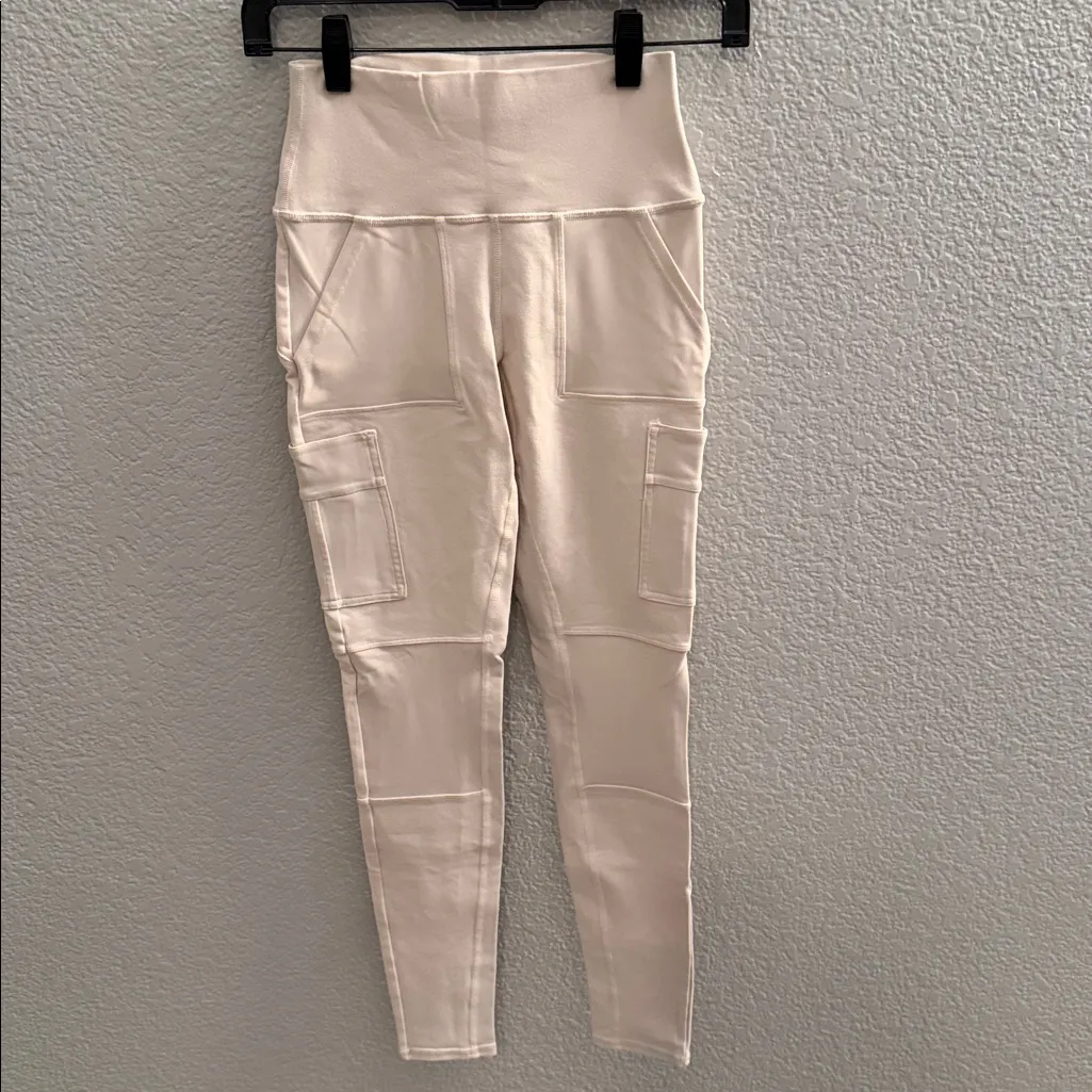 Alo Yoga NWOT High-Waisted Cargo Leggings & Ribbed Top Set Athleisure Set XS - Image 8