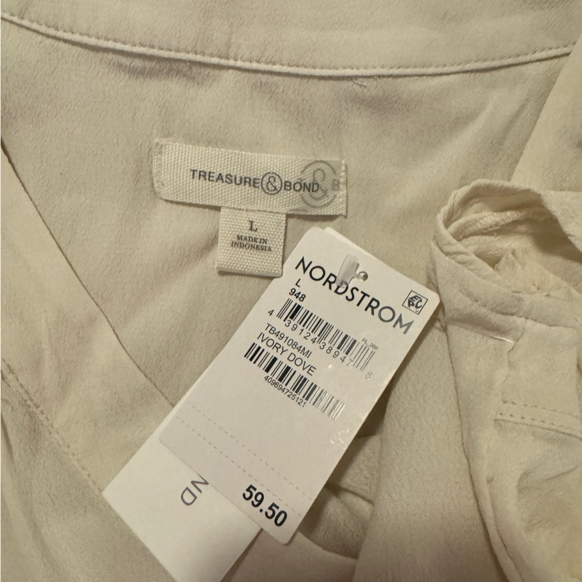 NWT Treasure & Bond Cream V-Neck Blouse - Image 3