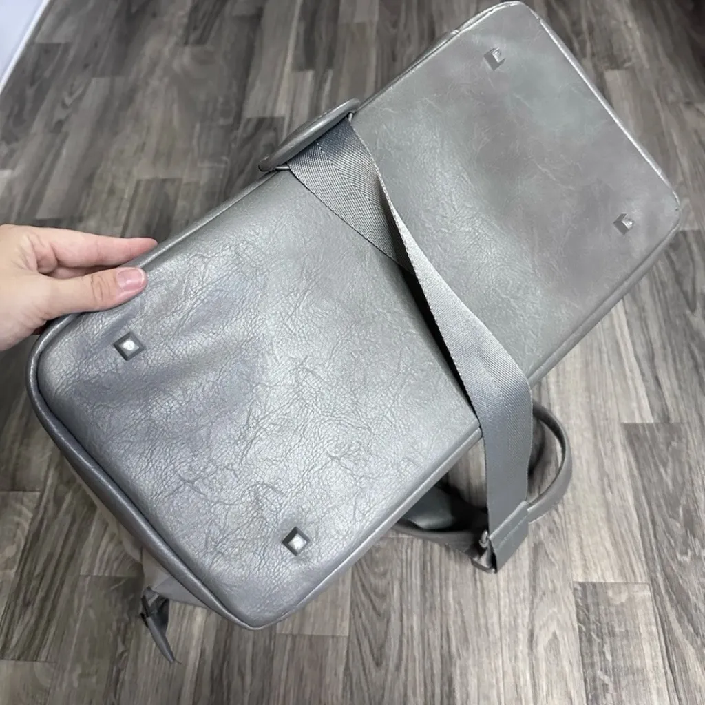 Beis the Mini Weekender Convertible Bag Grey - Image 4