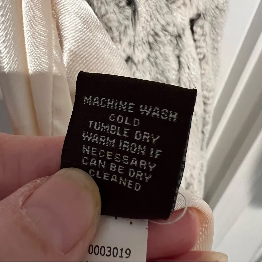 Fever Faux Fur Lined Jacket Size L Gray Furry Plush Super Soft Party Luxe Size L - Image 9